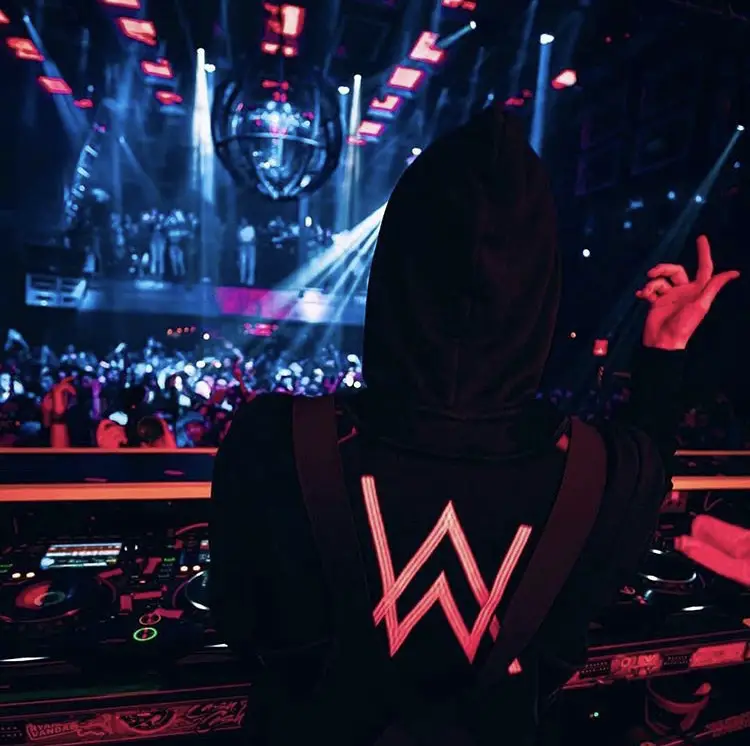 Alan Walker Takes Marquee Ny To A Different World Event Recap Edm Life